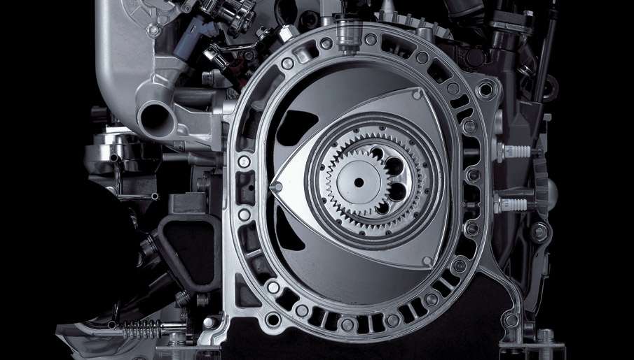موتور چرخشی یا به نام مخترع آن فلیکس وانکل به جای حرکت رفت و برگشتی به شکل دوار فشار را به نیروی چرخشی تبدیل می کند