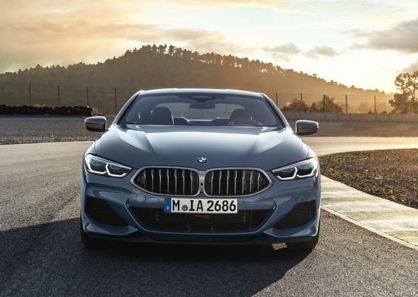 BMW-8-Series_Coupe-2019