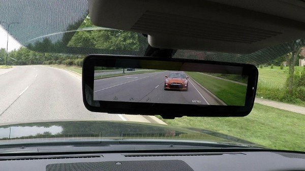 تکنولوژی نیسان برای خودروهای SUV؛ آینه عقب مجهز به نمایشگر