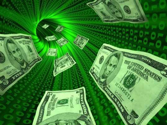 تاثیر فضای مجازی در قیمت دلار