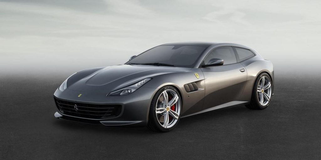 فراری GTC4Lusso