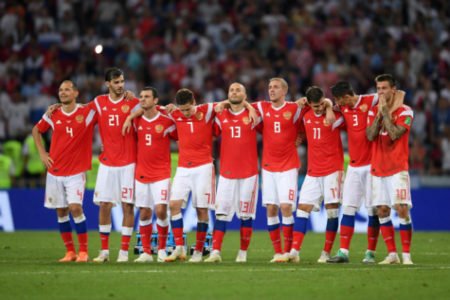چرا بازیکنان روسیه قبل از هر بازی در جام جهانی آمونیاک مصرف می کردند