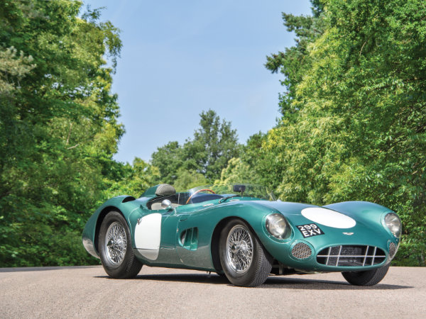 9. استون مارتین DBR1 مدل 1956 – فروخته شده به قیمت 22.5 میلیون دلار توسط حراجی RM Sotheby’s در سال 2017 (گران ترین خودروی بریتانیایی تاریخ)