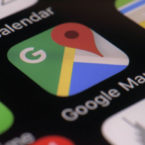 کاربران می‌توانند در بررسی‌های گوگل مپس از هشتگ استفاده کنند