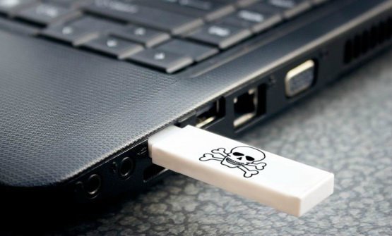 USB آلوده