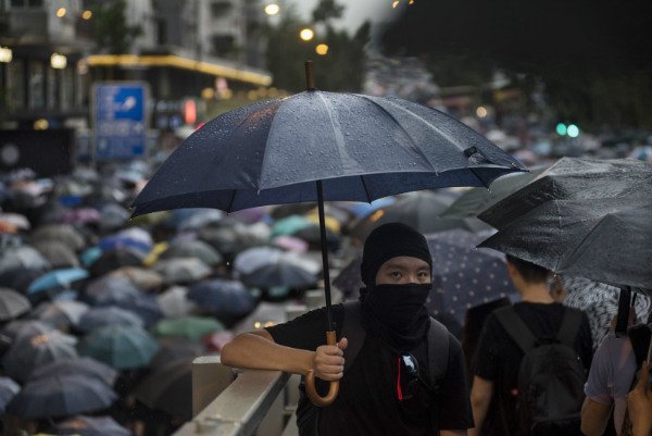 معترضان در هنگ کنگ