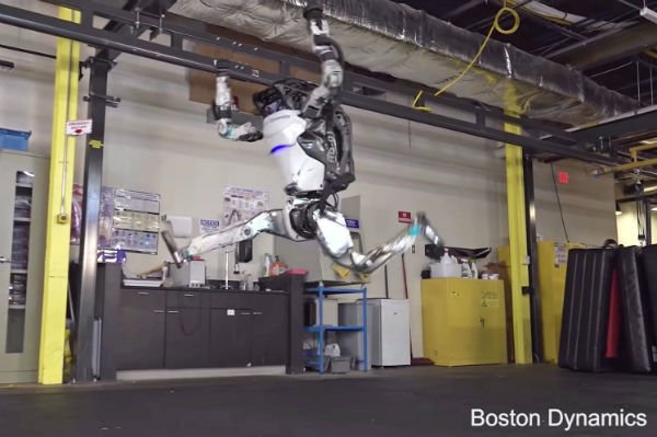 اجرای حرکات ژیمناستیک توسط ربات بوستون داینامیکس [تماشا کنید]