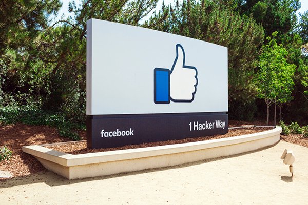 فیسبوک: پست‌های سیاستمداران را حتی در صورت زیر پا گذاشتن قوانین حذف نمی‌کنیم