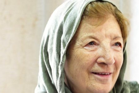 نگاهی به زندگی پروفسور پروانه وثوق: مادر ترزای ایران