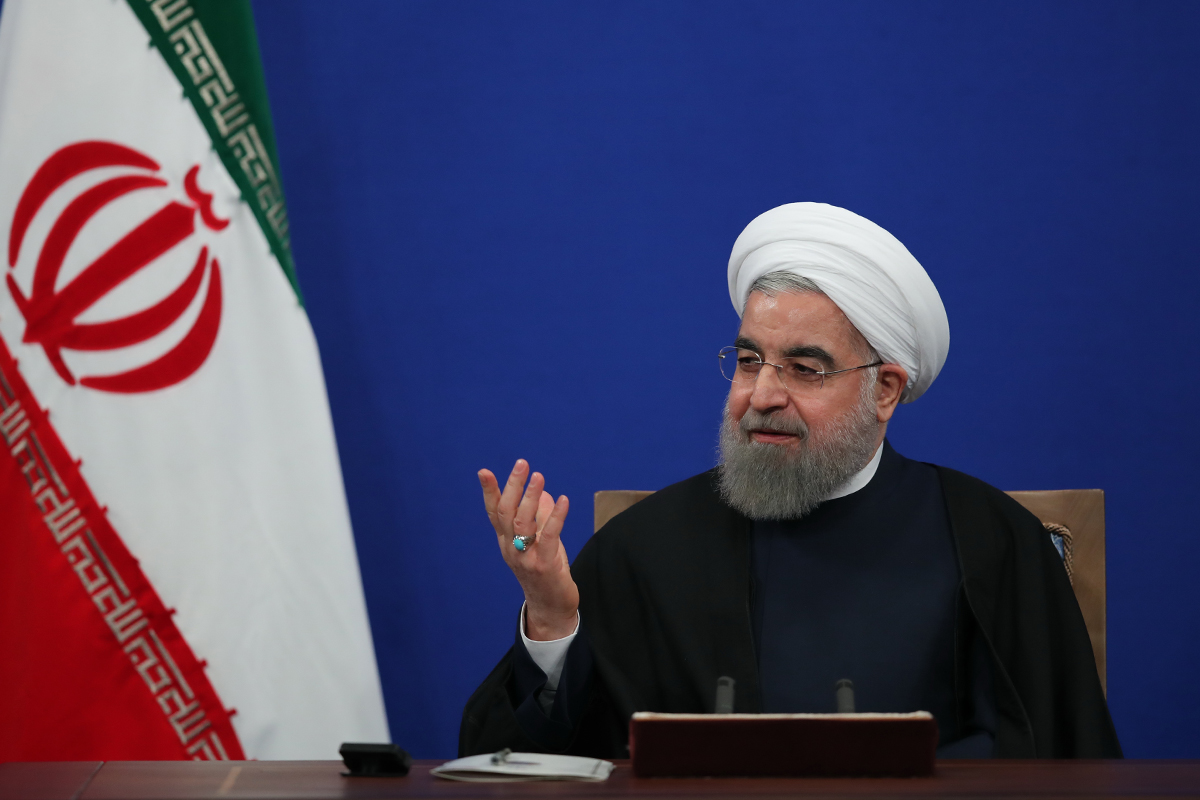 انتظار روحانی از دولت الکترونیکی: یک کارت برای همه کارها