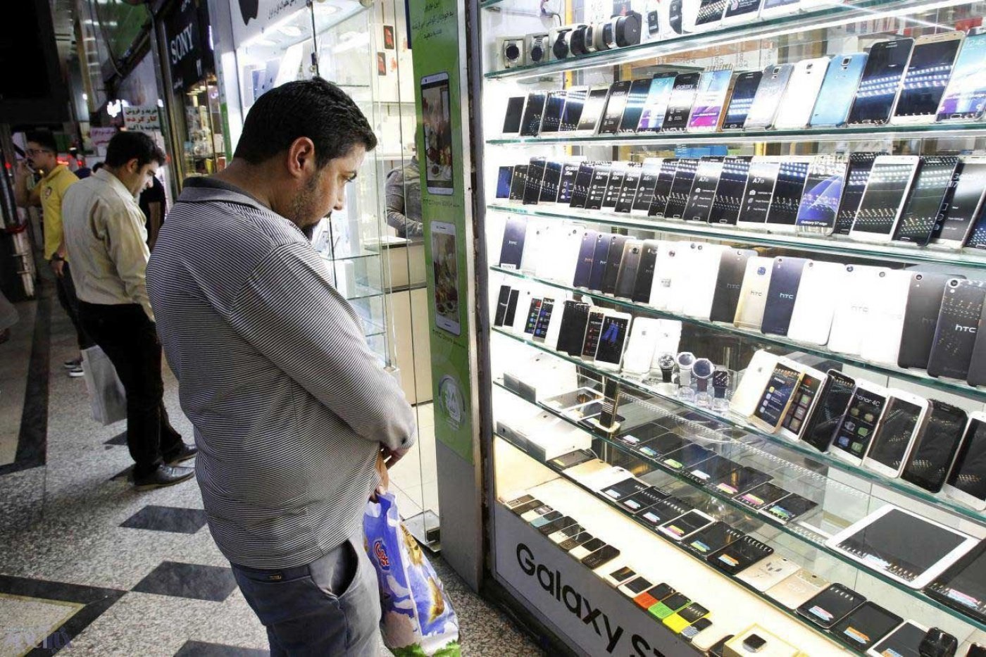 بازار موبایل تحت تاثیر کرونا؛ برآورد کاهش فروش ۵۰ درصدی در اسفند ماه