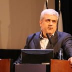 ستاری: با کمک شرکتهای دانشبنیان روزانه ۳۰۰ هزار ماسک تولید خواهیم کرد