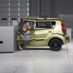 موسسه IIHS هشدار داد: ایمنی خودروهای کوچک در تصادفات کافی نیست