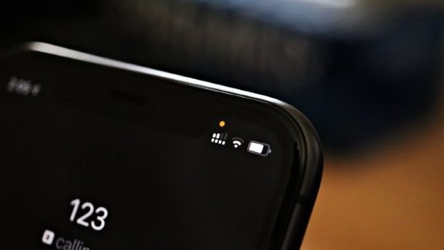 ظاهر  شدن نقاط نارنجی و سبز در iOS 14 به چه معنا است؟
