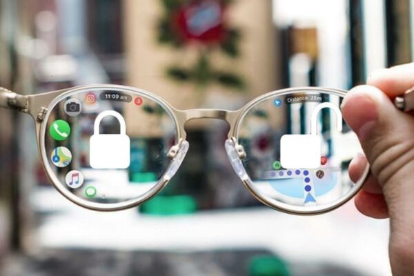اپل از برنامه زمانی آزمایش عینک هوشمندش عقب افتاده است