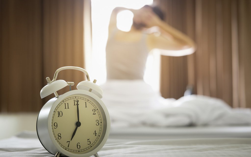 یک ساعت زودتر بیدار شدن خطر افسردگی را ۲۳ درصد کاهش می‌دهد