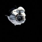 فضانوردان ناسا پس از ۶ ماه ماموریت با کپسول کرو دراگون راهی زمین شدند