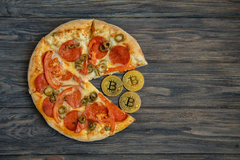 پیتزاهای ۴۰۰ میلیون دلاری؛ داستان خرید ۲ پیتزا با ‍۱۰ هزار بیت کوین