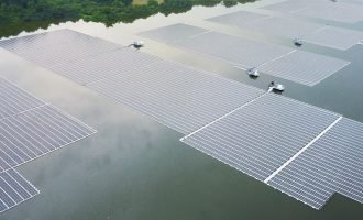 مزرعه خورشیدی شناور