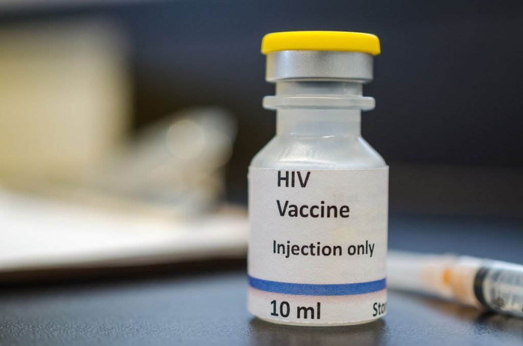 آزمایش بالینی واکسن HIV دانشگاه آکسفورد آغاز می‌شود
