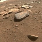 مریخ‌نورد استقامت استحکام سنگ مریخ را قبل از جمع‌آوری نمونه می‌سنجد