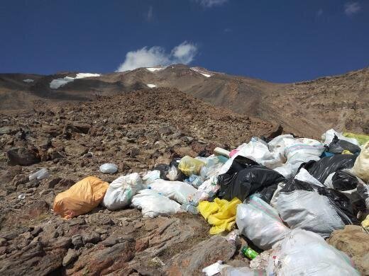 کوهی از زباله به جای دماوند، آینده ترسناک بام ایران