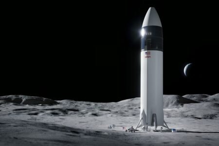 برنامه ناسا برای فرود انسان روی ماه تا سال ۲۰۲۵ به تعویق افتاد