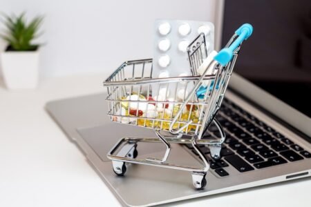 راهنمای خرید آنلاین: از کجا داروهایی که نیاز به نسخه ندارند را بخریم؟