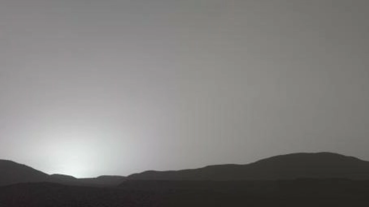 استقامت برای اولین بار با دوربین Mastcam-Z از غروب خورشید در مریخ عکس گرفت