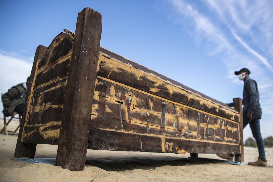  باستان شناسان در مقبره ملکه مصر، طومار 13 فوتی «کتاب مردگان» را از زیر خاک بیرون آوردند.