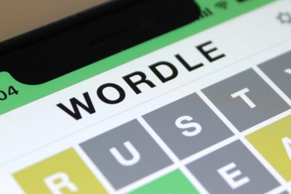 معرفی بازی Wordle؛ هرآنچه باید درباره پدیده نوظهور دنیای پازل گیم‌ها بدانید