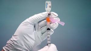CDC تزریق دوز تقویتی واکسن کرونا را برای کودکان ۱۲ سال به بالا توصیه می‌کند