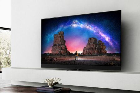 تلویزیون 4K OLED پاناسونیک LZ2000 در اندازه 77 اینچی معرفی شد
