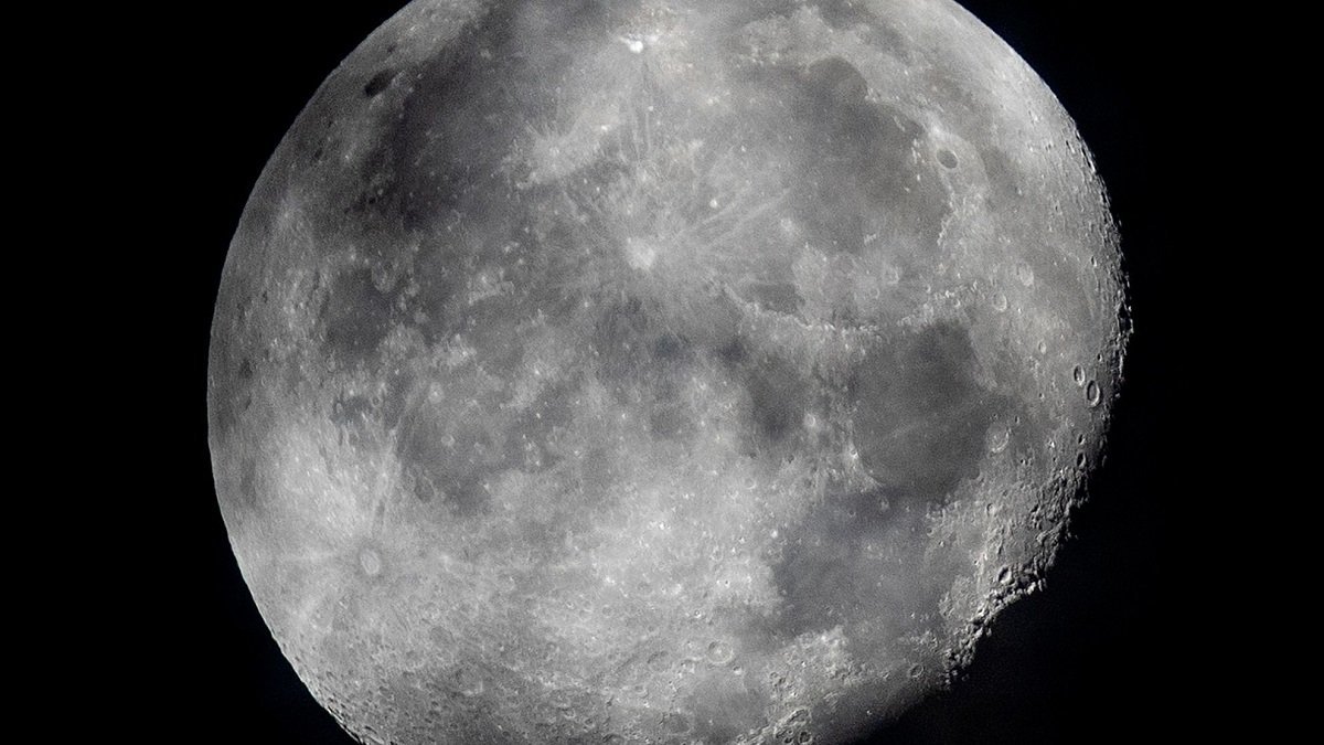 اعماق پنهان ماه با الگوریتم‌های یادگیری عمیق کشف شد