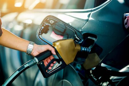 افزایش قیمت سوخت در آمریکا و ثبت رکوردهای جدید؛ هر گالن بنزین 4.17 دلار