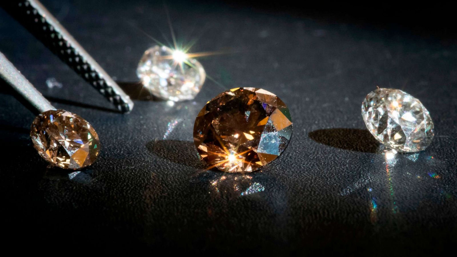 الماس پاک: محصول استارتاپی که جواهرش را با کربن دی‌اکسید اتمسفر تولید می‌کند