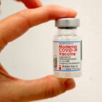 مدرنا برای دوز چهارم واکسن کرونا به دنبال تاییدیه FDA است