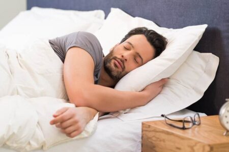مطالعه جدید: الگوی خواب می‌تواند میزان ریسک‌پذیری افراد را نشان دهد
