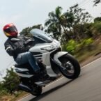 بررسی آپریلیا SXR 160 ؛ 75 میلیون تومان برای یک اسکوتر ایتالیایی