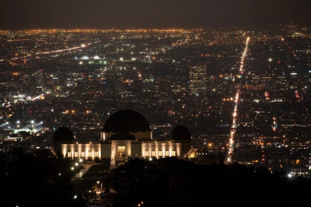رصد خانه گریفیت لس آنجلس
<a href='https://sayeb.ir/tag/%d8%a2%d9%84%d9%88%d8%af%da%af%db%8c'>آلودگی</a> نوری
بابک تفرشی