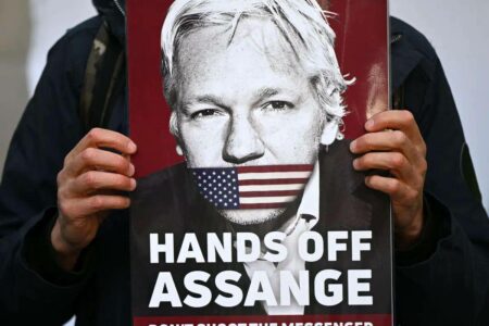 دادگاه بریتانیا استرداد جولیان آسانژ به ایالات متحده را تایید کرد