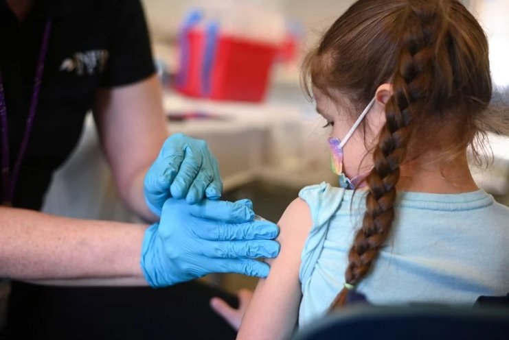 FDA صدور مجوز واکسن کرونا برای کودکان زیر 5 سال را به تاخیر می‌اندازد