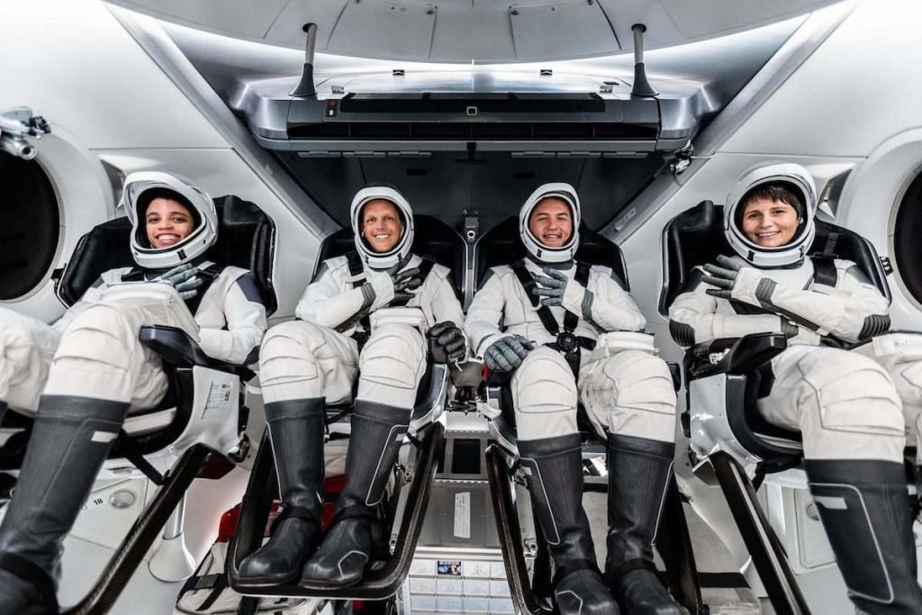فضانوردان کرو 4 ناسا اسپیس ایکس