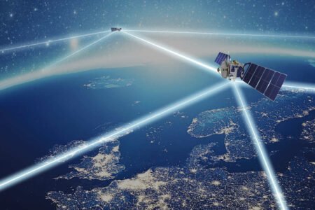 دو ماهواره نظامی با موفقیت از طریق لیزر با هم ارتباط برقرار کردند