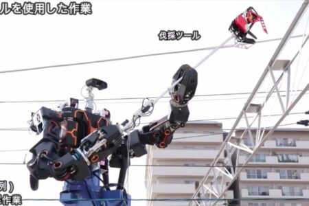 این ربات انسان‌نمای غول‌پیکر ژاپنی می‌تواند خطوط برق را تعمیر کند [تماشا کنید]