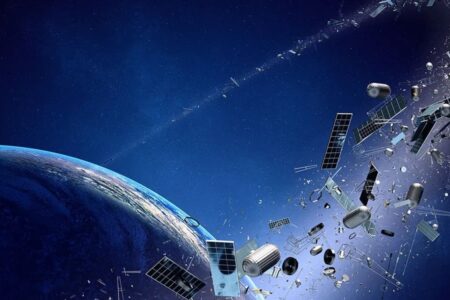 سرمایه‌گذاری آژانس فضایی اروپا در پروژه جمع‌آوری زباله‌های فضایی از مدار کره زمین