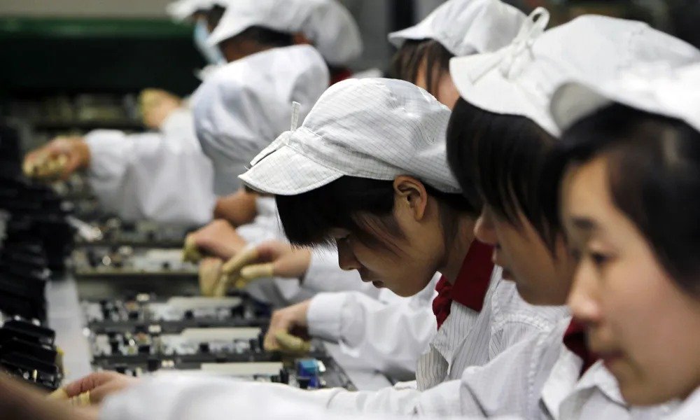 وال استریت ژورنال: اپل تولیدات خود را در خارج از چین افزایش می‌دهد