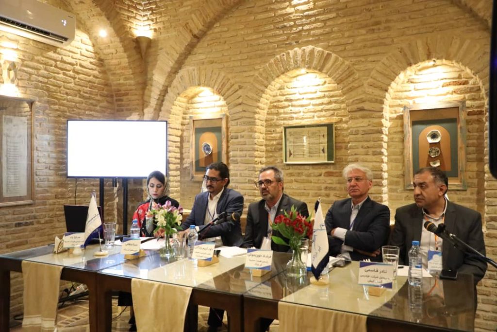 شرکت انفورماتیک ایران در حال سرمایه گذاری در ابر دریک با خرید 35 درصد از سهام است قطب آی تی ed6b4c0e 83e9 4437 b423 5ca7731b1aae قطب آی تی