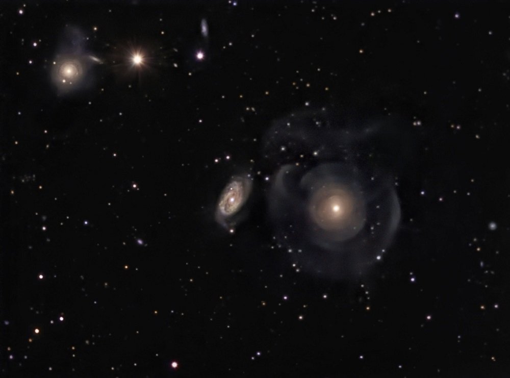 کهکشان NGC 474