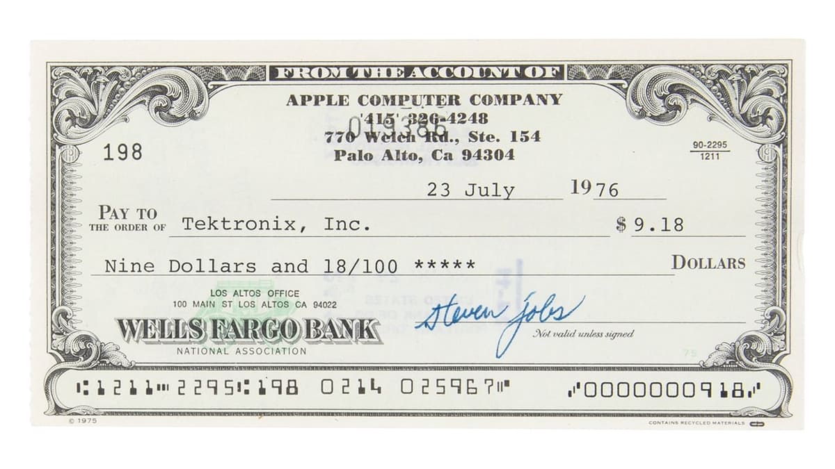 یک چک 9 دلاری اپل با امضای استیو جابز با قیمت هزاران دلار به حراج گذاشته شد